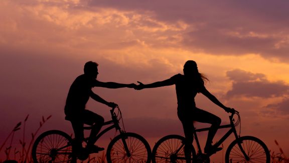 3 Jenis Olahraga yang Bisa Dilakukan Bersama Pasangan, Biar Makin Intim dan Sehat!