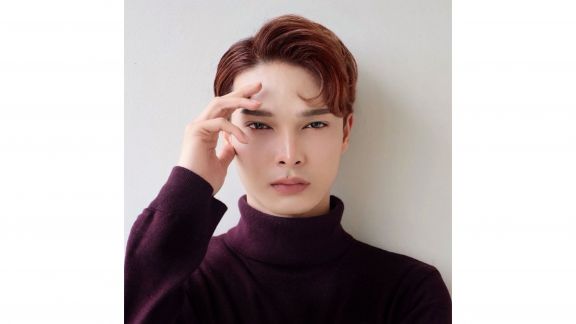 Pernah Dibayar 5 Ribu, Ini Awal Dean Berkarier Sebagai MUA