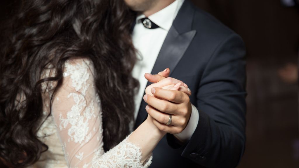 Kenapa Pernikahan Tanpa Restu Orang Tua Seringkali Kandas?