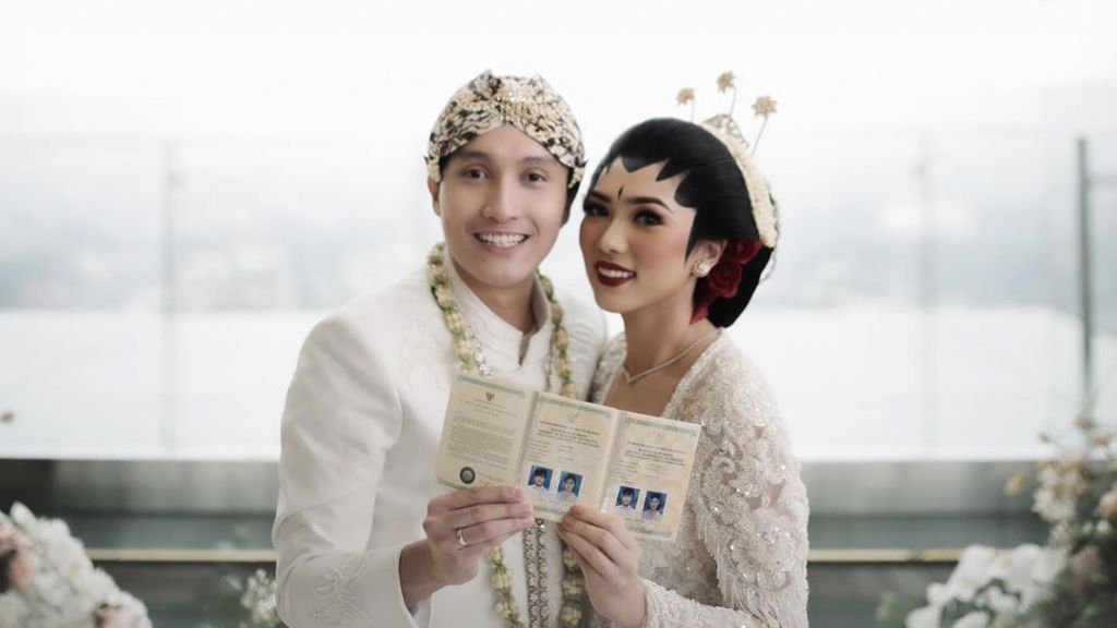 Isyana-Rayhan Langsungkan Pernikahan dengan Adat Jawa, Yuk Mengenal 5 Adat Pernikahan di Indonesia