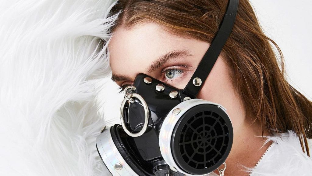 Pakai Gas Mask untuk Tangkal Virus Corona? Ini Kata Dokter Tirta