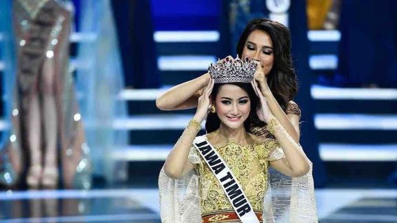 Ayu Maulida, Miss Universe Perwakilan untuk Indonesia Tampil Memukau dengan Gaun Penuh Makna