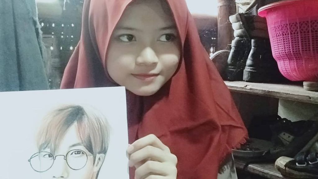 Mengenal Feby Ayu Arianti, Gadis Cantik Jago Gambar yang Harus Putus Sekolah Karena Terbelit Utang Keluarga