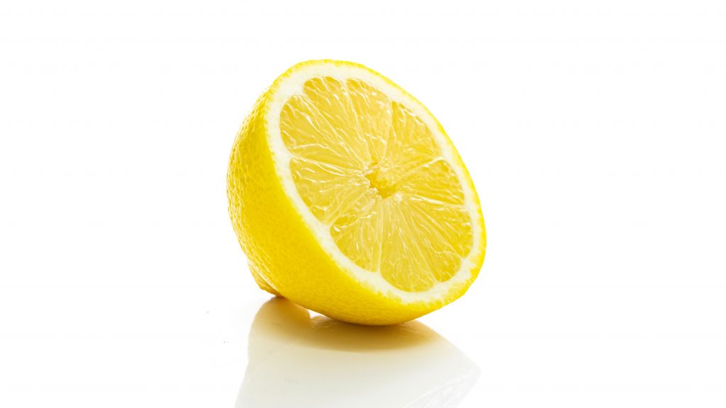 Biar Tetap Segar dan Tahan Lama, Ini 4 Tips Menyimpan Lemon di Rumah, Cuss Praktekin Beauty!