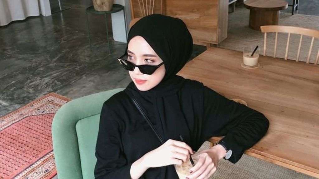Beauty, Coba Deh Pakai Aksesoris Ini untuk Pemanis Gaya Hijabmu