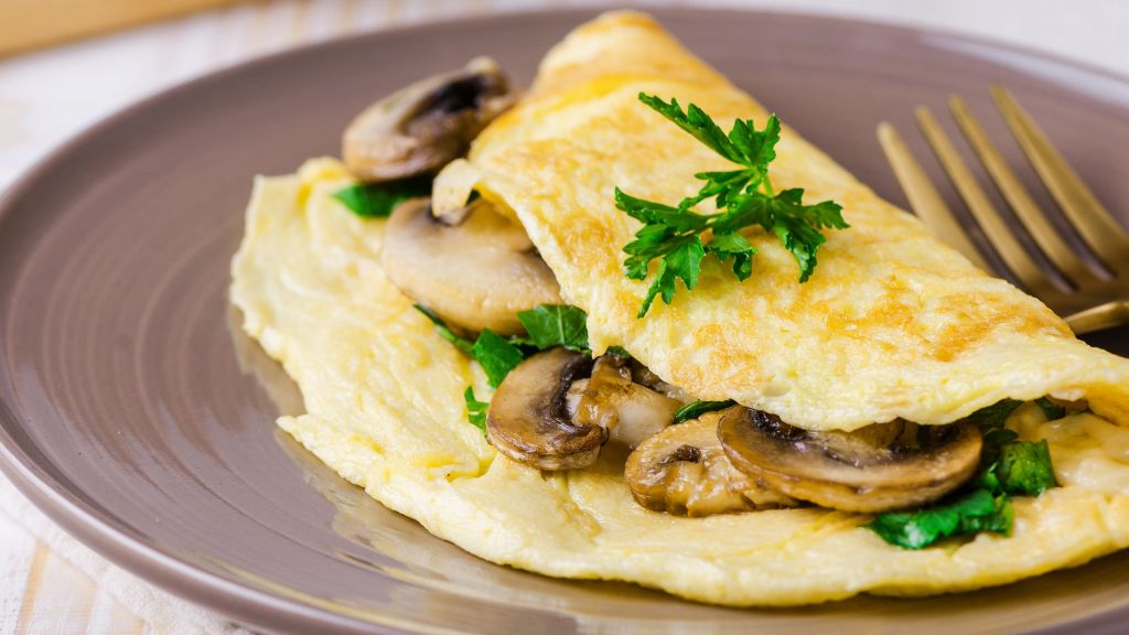 Bosan Makan Nasi? Yuk Bikin Omelet Telur Spesial untuk Sarapan Pagi!