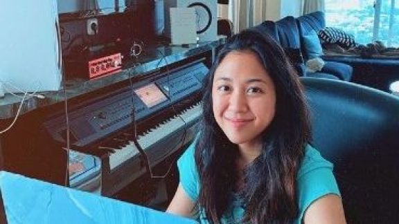 Jejak Karier Sherina Munaf: Dapat Penghargaan Pertama di Umur 9 Tahun