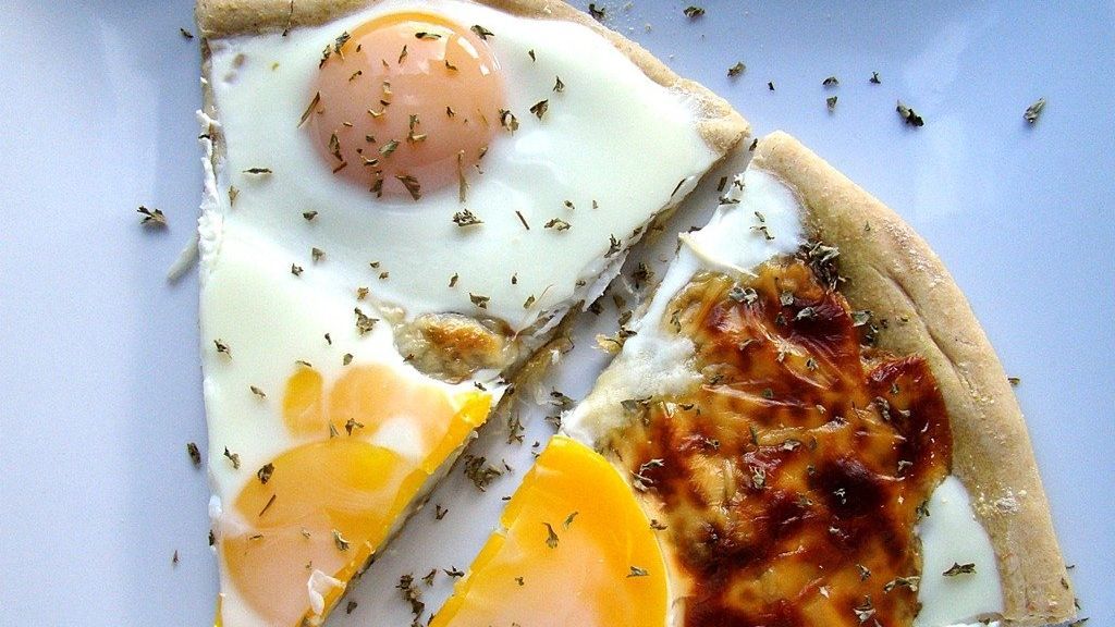 Santap Sahur Makin Mantap dengan Pizza Telur, Begini Cara Membuatnya