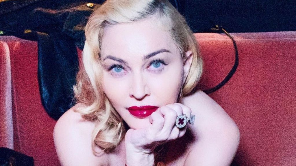Sempat Tertular Saat Tur di Paris, Kini Madonna Punya Antibodi Virus Corona!