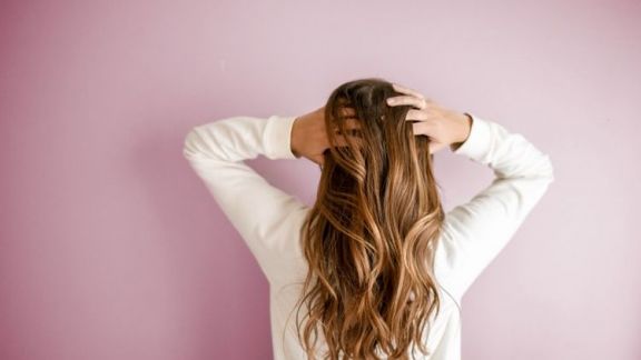 Kulit Kepala Terasa Gatal? Atasi dengan 8 Tips Ini, Dijamin Rambut Lebih Sehat dan Kuat