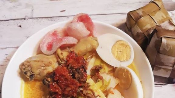 Hati-Hati! 4 Makanan yang Sering Dikonsumsi Saat Lebaran Ini Bisa Bikin Wajah Berjerawat dan Cepat Tua