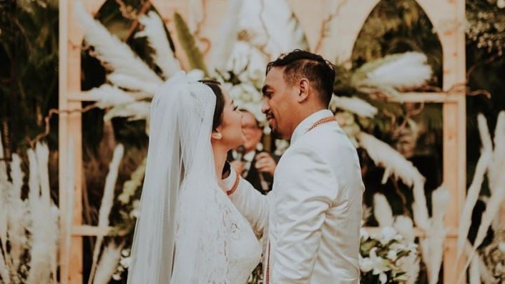 40 Hari Ditinggal Mendiang Glenn Fredly, Mutia Ayu Tulis Pesan Haru Ini