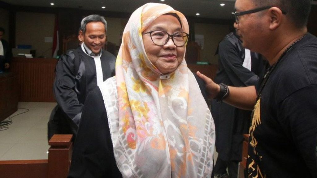Intip Profil Eks Menkes Siti Fadilah, Sukses Atasi Flu Burung Hingga Terjerat Kasus Korupsi