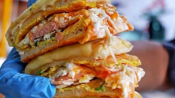 Cara Bikin Roti John ala Rumahan, Rasanya Enak, Dijamin Bikin Kenyang, Bisa untuk Sarapan Nih!