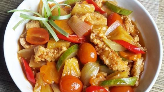 Dijamin Maknyus! Resep Ayam Kluyuk ala Restoran Chinese yang Bikin Keluarga Merem-melek, Ternyata Mudah Banget Moms!