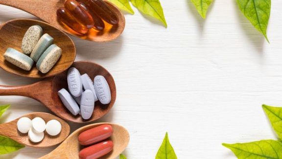 5 Obat Herbal untuk Atasi Nyeri Akibat Menopause, Wajib Coba Moms!