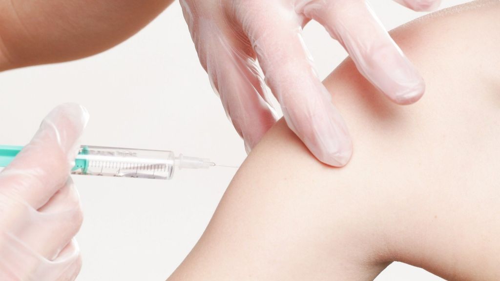 Apakah Vaksin Buat Tubuh Kebal dari Penyakit? Ini Penjelasan Dokter