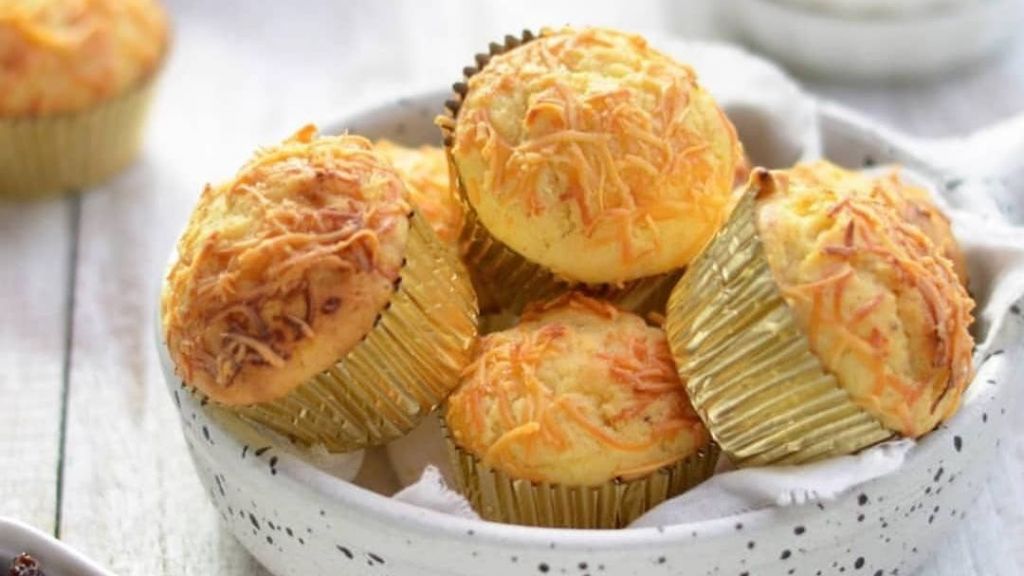 Resep Muffin Tape Keju, Camilan Manis Teman Nyantai di Sore Hari!