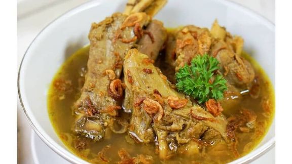 Resep Gule Kaki Kambing Pedas, Bisa Manfaatkan Daging Kurban yang Masih Sisa di Kulkas, Enak Banget Moms!