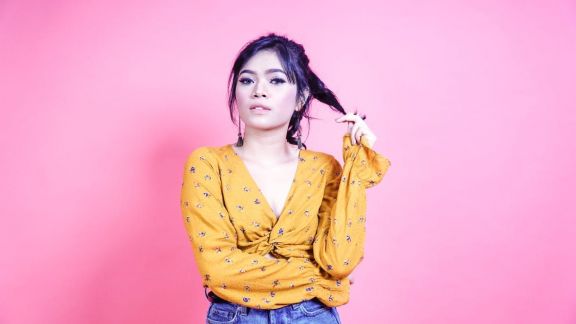 Cerita Della Firdatia, Berawal dari Hobi hingga Dukungan Orang Tua dalam Berkarier di Dunia Musik