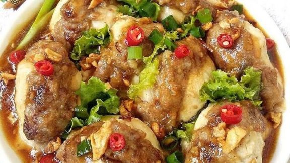 Cemilan Sehat Tanpa Minyak, Simak Cara Bikin Tahu Isi yang Buatnya Dikukus, Tetap Enak Moms