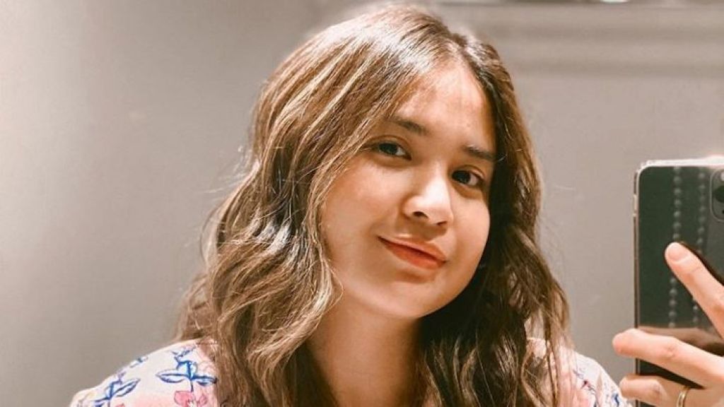 Imutnya Putri Titian di Usia 31, Netizen Terheran: Masih Kayak Anak SMA dong