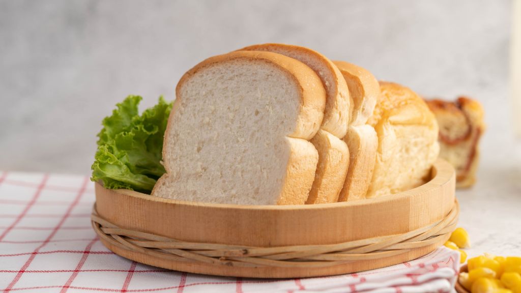 Sering Makan Roti Tawar untuk Sarapan? Hati-hati, Bahaya Ini Mengintaimu!