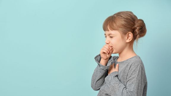 Moms, Anak Sering Batuk-batuk? Jangan Anggap Sepele, Segera Bawa ke Dokter Jika Tunjukkan 6 Gejala Ini