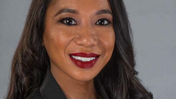 Wow! Inilah Marissa Hutabarat, Wanita Indonesia yang Berhasil Jadi Hakim di Amerika Serikat!