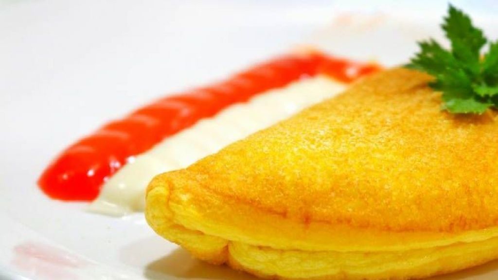 Resep Fluffy Souffle Omelette, Menu Sarapan Lezat Hanya Modal 4 Bahan Saja