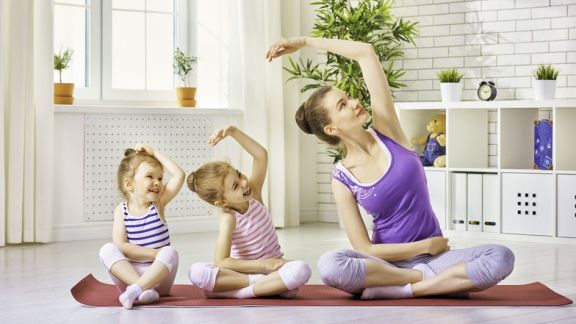 Yoga Punya Segudang Manfaat, Salah Satunya Bisa Deteksi Stres Lho Moms! Sudah Tahu Belum?