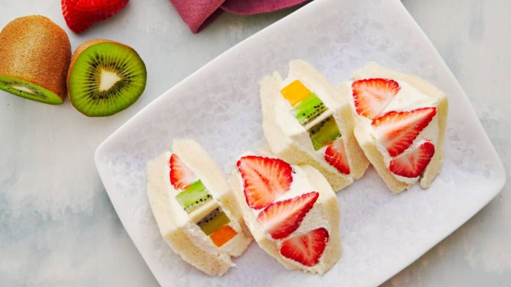 Resep Fruit Sando,Sajikan saat Dingin Makin Lezat