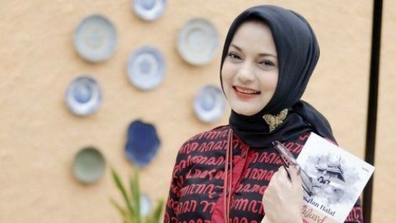 Selamat Ulang Tahun Marissa Haque! Berikut Ini Perjalanan Kariernya ...