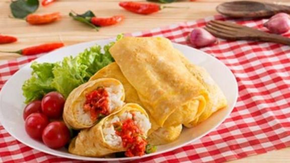 Cara Buat Telur Dadar Gulung Super Simpel, Pas Banget untuk Working Moms yang Sibuk Bekerja