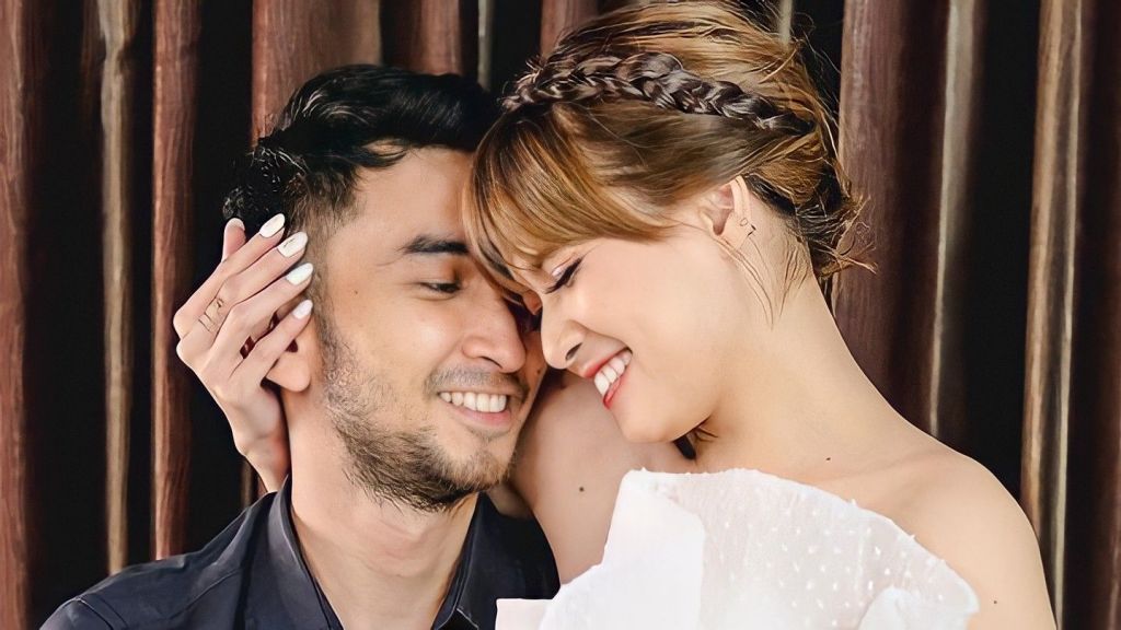 Dikabarkan Segera Menikah! Chika Jessica dan Amec Aris Kepergok Beli Cincin, Netizen Duga Foto Settingan