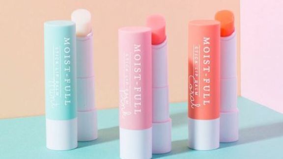 Beauty Wajib Tahu! Tips Penting Agar Tak Salah Memilih Lip Balm