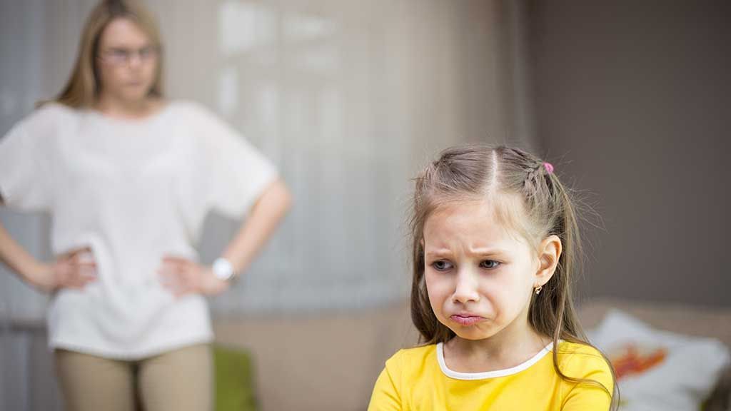 Waduh Dampaknya Bahaya Banget! Sering Abaikan Emosi Anak, Ini Tanda Orangtua Punya Kepribadian Narsistik!
