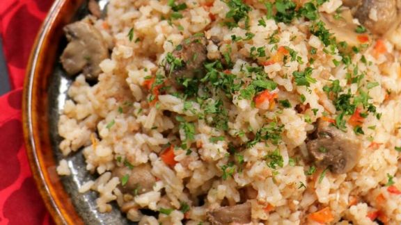 Resep Nasi Tomat Daging Cincang, Citarasa Menu Masakan Keluarga yang Menggugah Selera