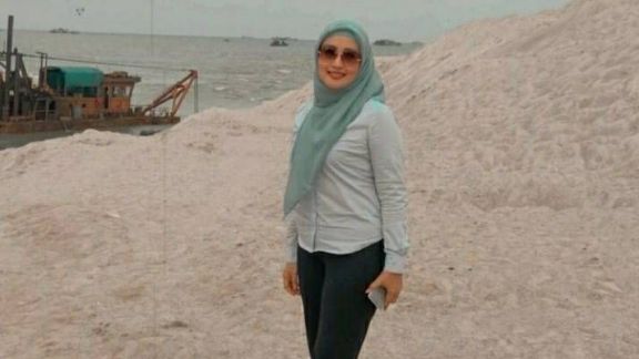 5 Fakta tentang Iis Rosita Dewi, Anggota DPR Komisi V dan Pembina Senam