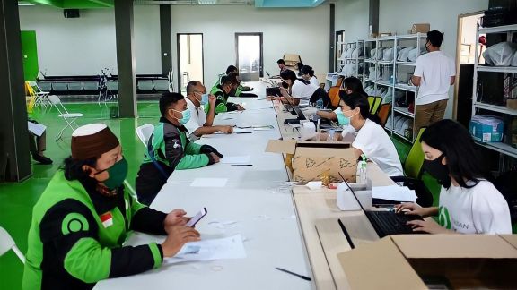 Bantu Masyarakat di Krisis Pandemi COVID-19. Gojek Melalui YABB Gelontorkan Dana hingga Rp116 Miliar