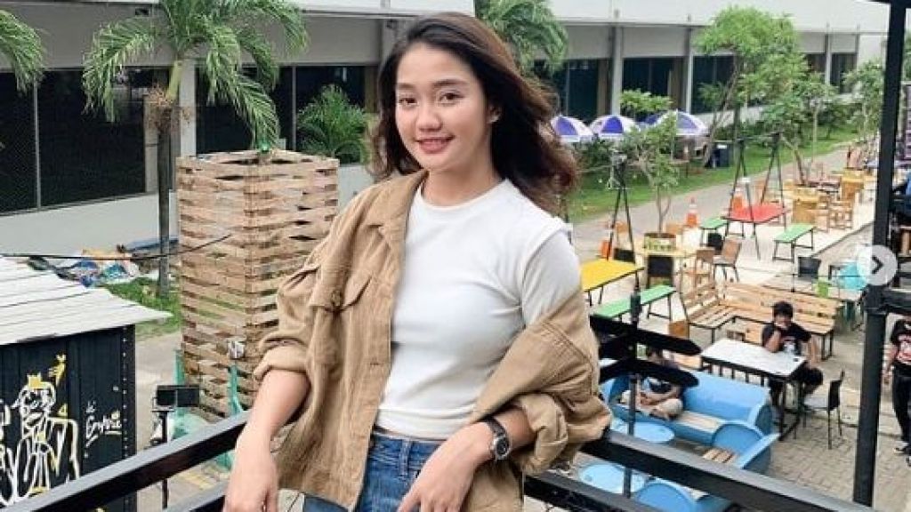 Chika Bingung Lantaran Banyak Netizen yang Menghujatnya, Dewi Perssik Beri Sindiran Menohok: Lemes Si Mulutnya!