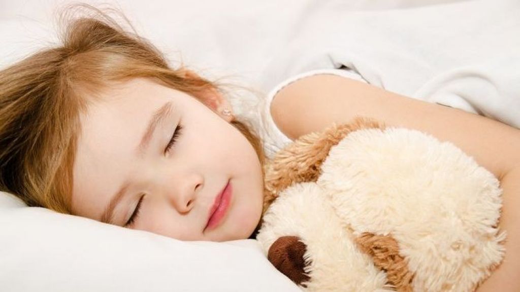 3 Rutinitas Sebelum Tidur Agar Anak Cerdas, Moms Sudah Menerapkan Belum?