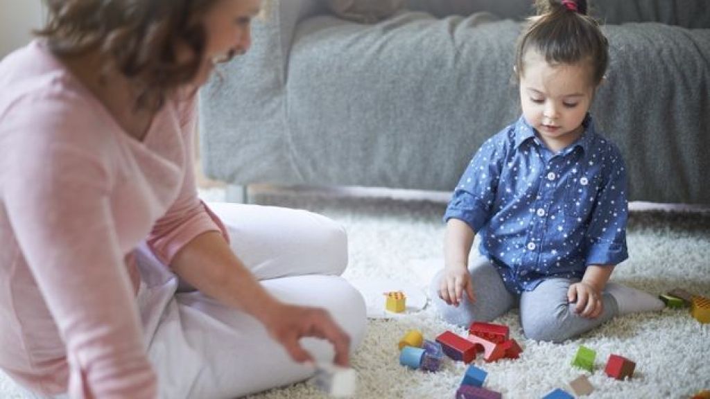 Hindari Moms! Ini Faktor Kesehatan Ibu yang Tingkatkan Risiko Autisme pada Anak