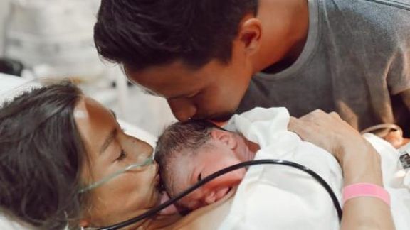 Jennifer Bachdim Ungkap Sang Bayi Mandi Hanya 2 atau 3 Kali dalam Seminggu, Alasannya Bikin Kaget!