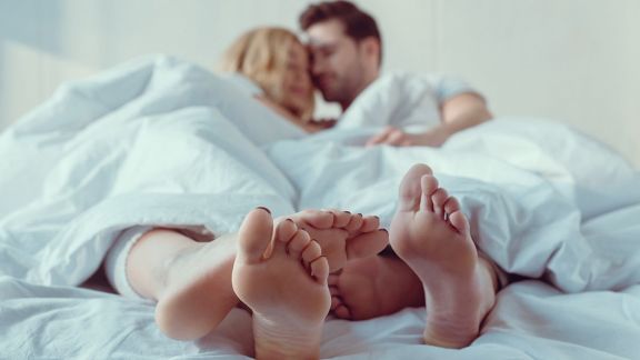 3 Tanda Pasangan Suami Istri Sudah Nyaman Secara Seksual, Kamu dan PakSu Gimana Moms?