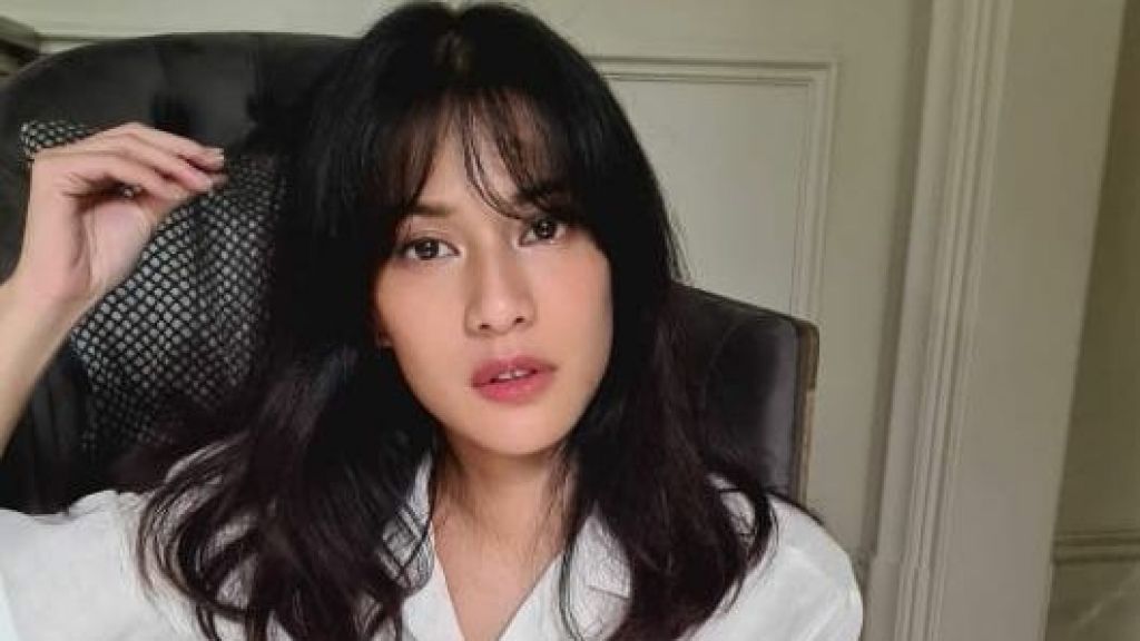 Bakal Bintangi Serial Netflix, Dian Sastro Pamer Gaya Rambut Baru Disebut Bak Aktris Korea: Cantik Sekali