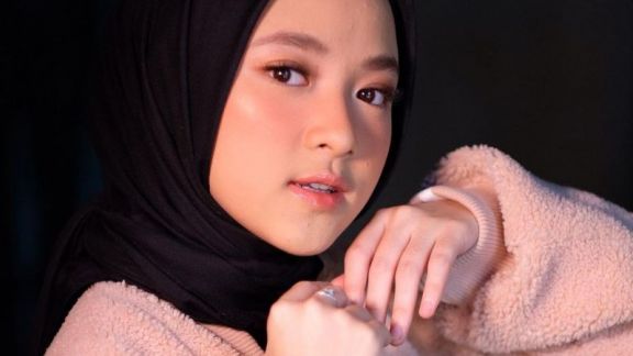 Viral Video Nissa Sabyan Riuh Disoraki Penonton Saat Manggung Imbas Dituding Pelakor, Netter: Kok Gak Malu