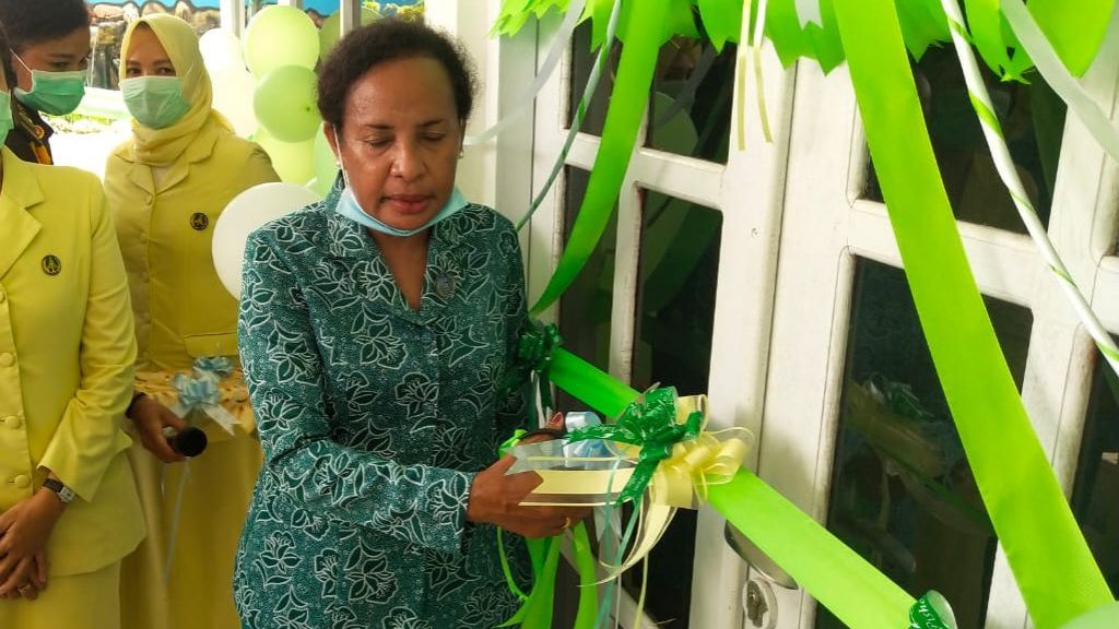 Yuk Intip Profil Juliana Mandacan, Istri Gubernur Papua Barat yang Peduli Sesama