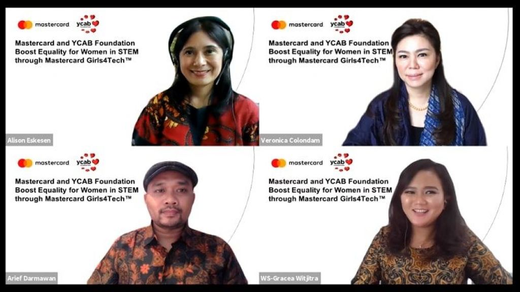 Dorong Kesetaraan Perempuan di Bidang STEM, Mastercard dan YCAB Foundation Kolaborasi Melalui Mastercard Girls4Tech!