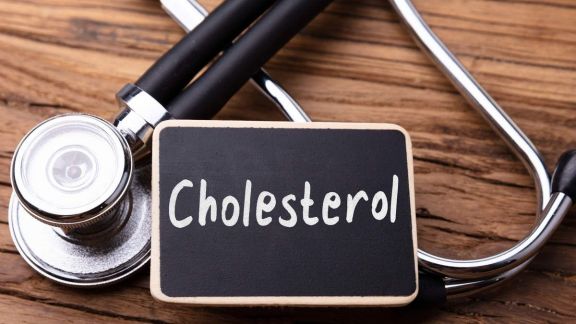 Cek Kaki Sekarang! Kenali Tanda Kolesterol Tinggi yang Muncul di Paha